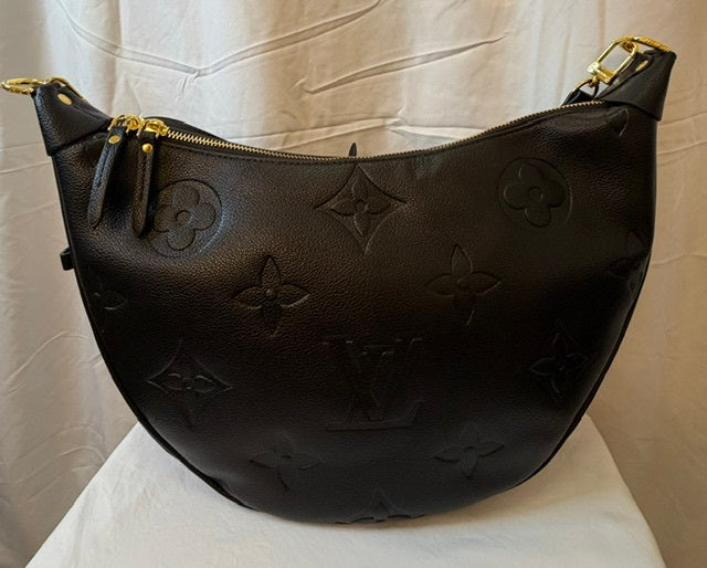 Fashion LV Purse with matching pouch
