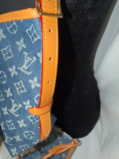 Fashion LV Denim Purse with matching pouch and wallet