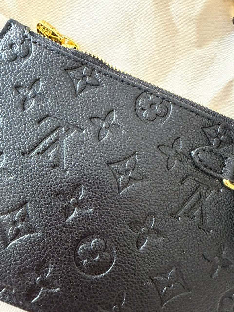 Fashion LV Purse with matching pouch